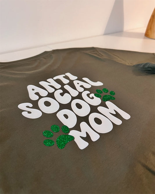 "Antisocial Dog Mom" LIMITED EDITION - t-shirt